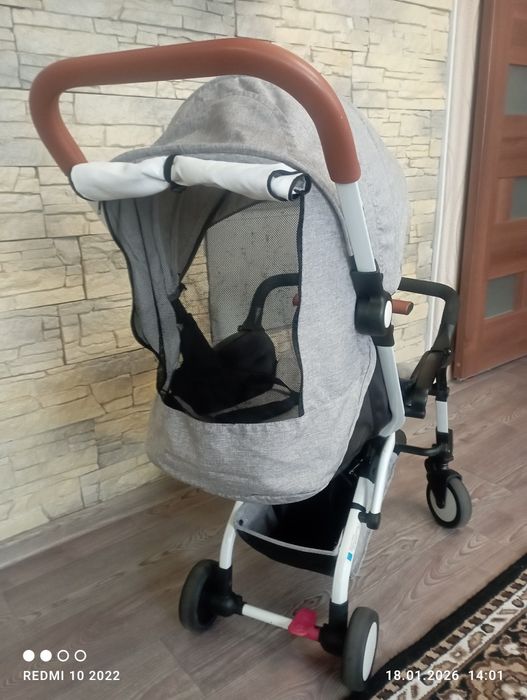 Прогулочна коляскв  YOYA  CARE