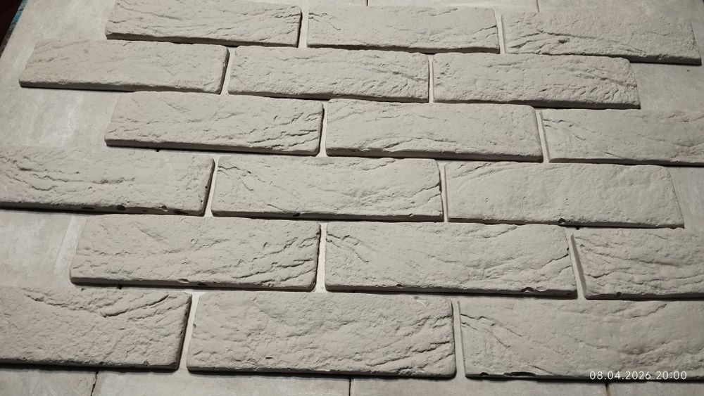 (ПАРИЖ)Ціна 500 м2 (колотий мрамор) 450 м2