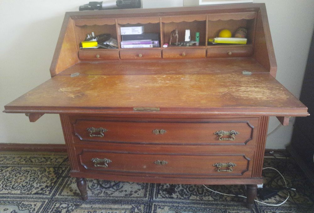 Vendo Escrivaninha