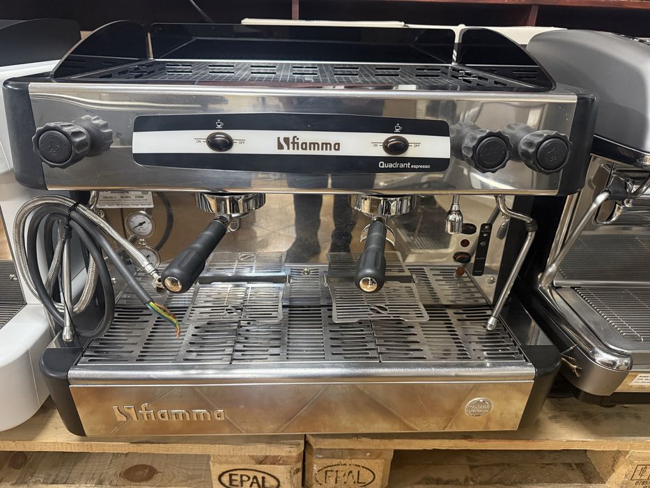 Maquina de café industrial 1 grupo Muito Muito Nova  Instalação e Garantia