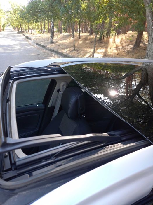 Продаю Рено меган 3