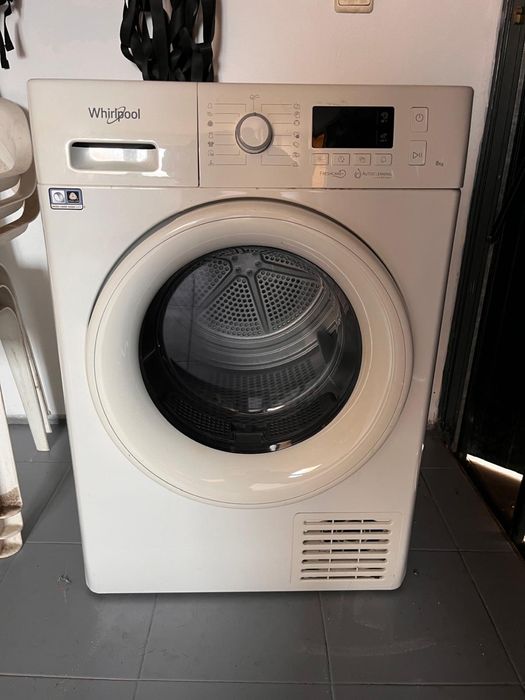 Máquina de secar roupa whirlpool 8KG