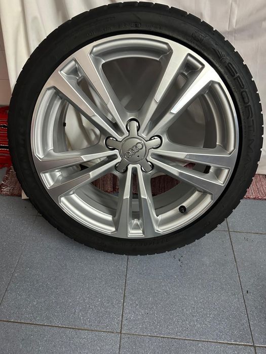 Quatro jantes originais Audi S3 NOVAS