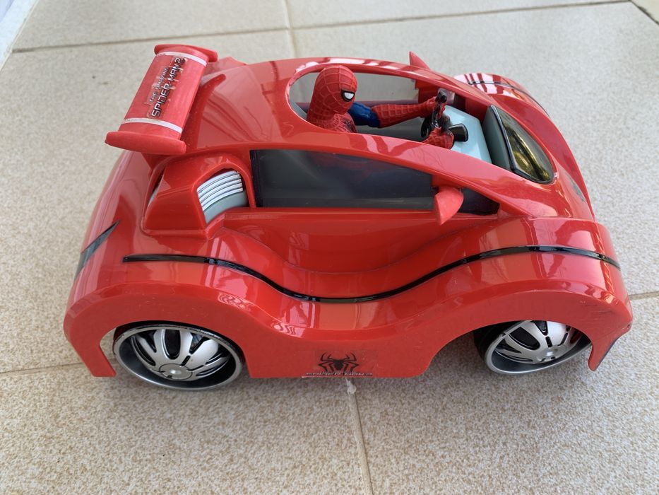 Carro telecomandado Spiderman Marvel