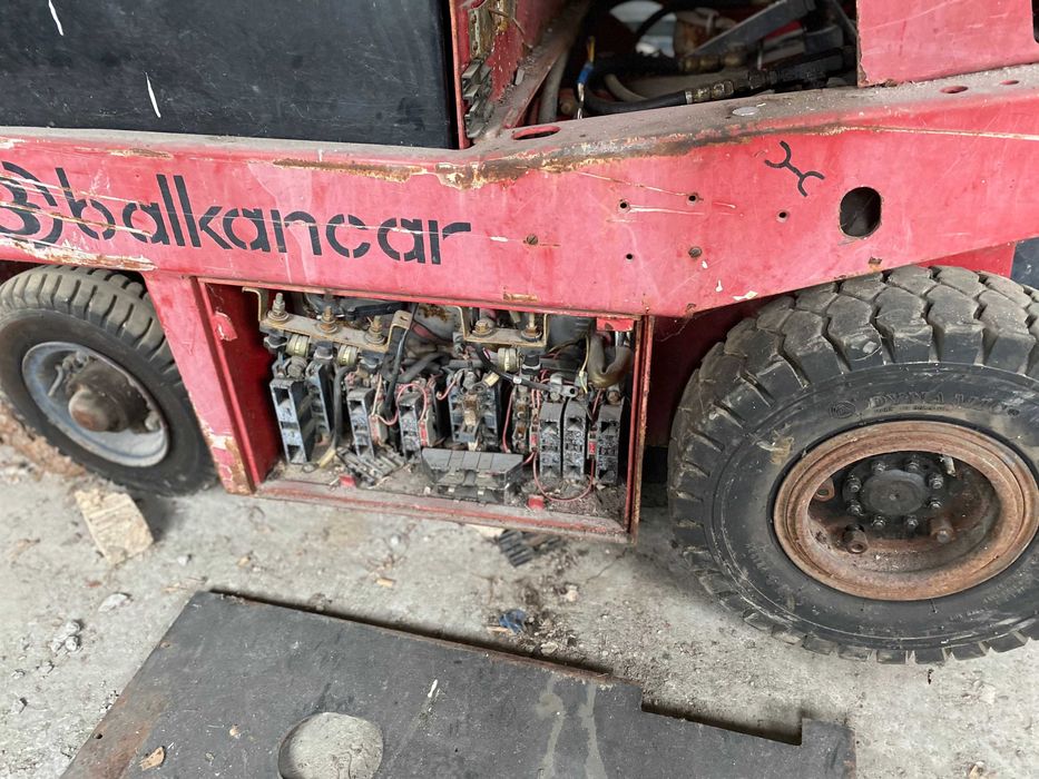 BALKANCAR електронавантажувач, електропогрузчик Балканкар ЕВ 687