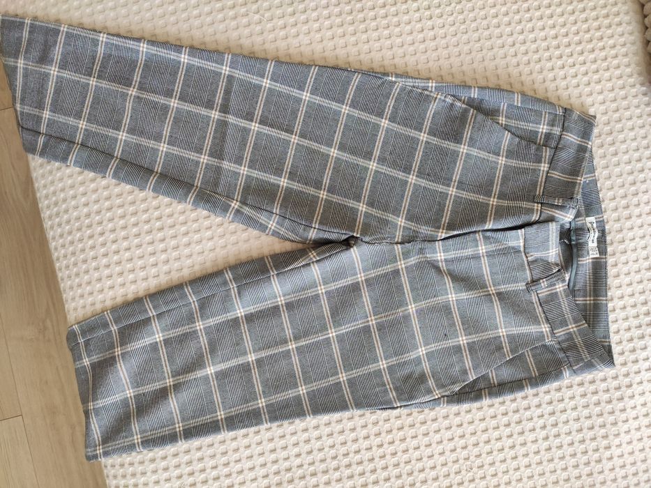 Штани в клітинку Stradivarius