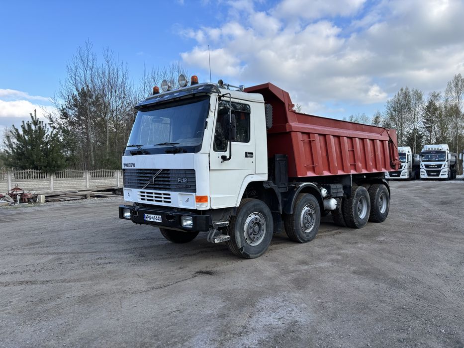VOLVO FL12 380KM 8X4