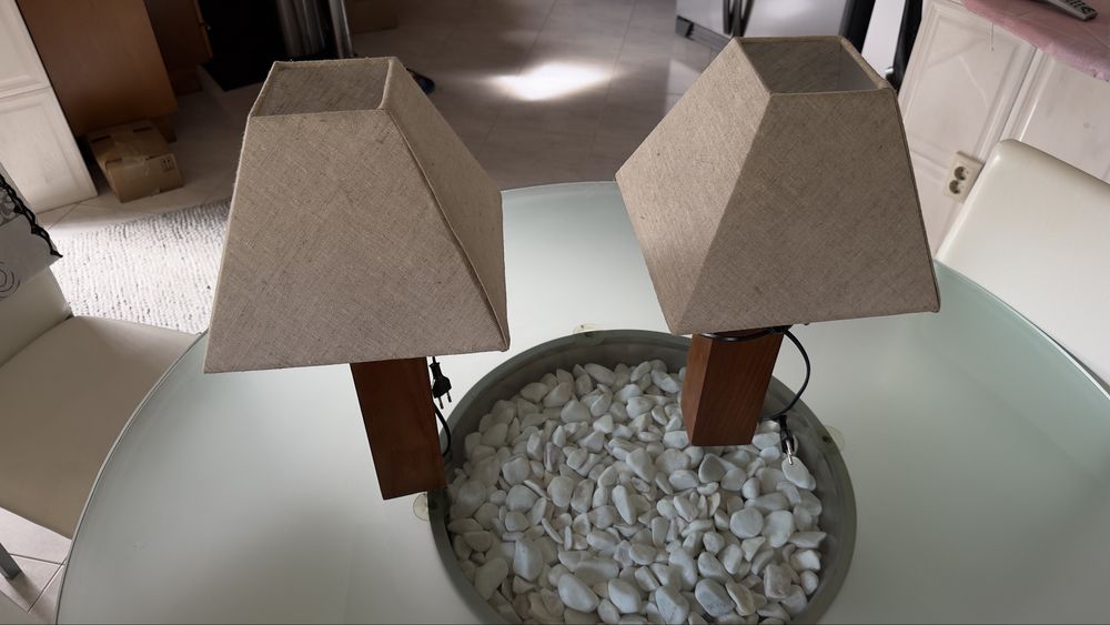 2 candeiros de mesinha de cabeceira