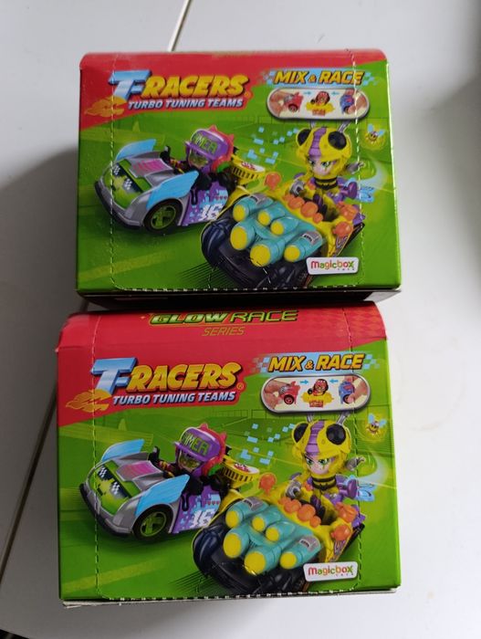 T-racers 4 seria pojazdy z figurką glow race