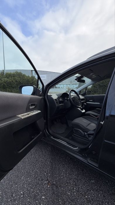 Mazda 5  de 7 lugares