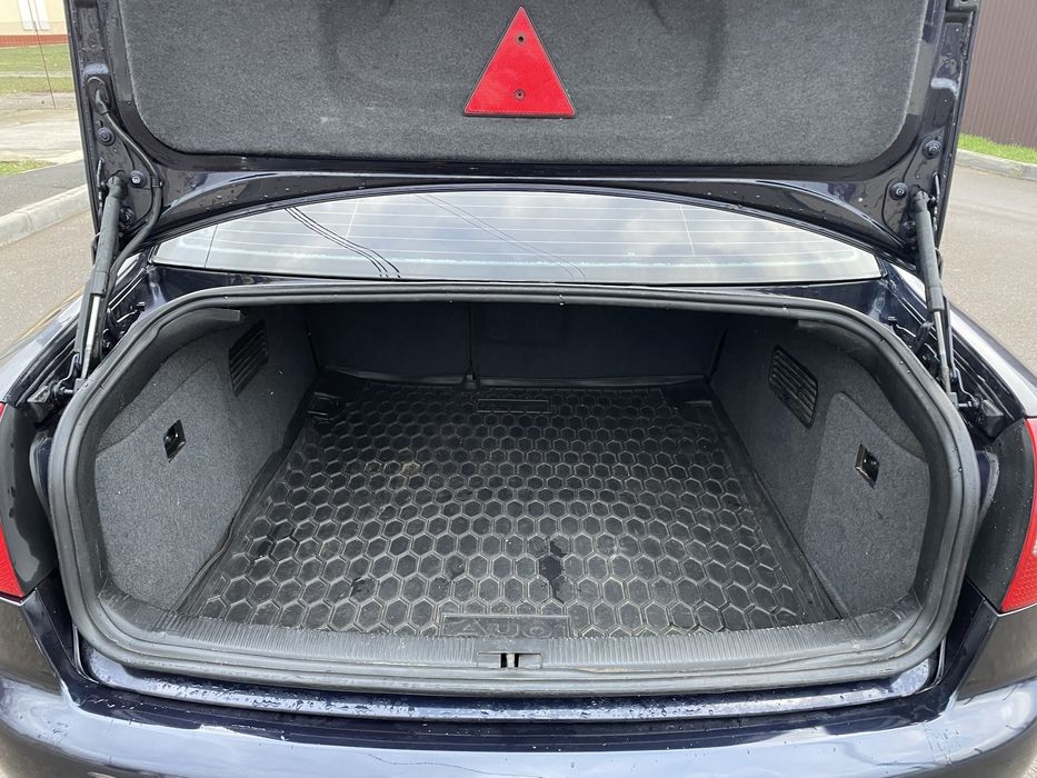 Продам AUDI A6 C5