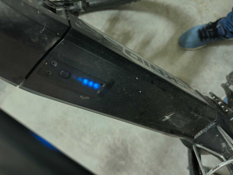 Bicicleta BTT Elétrica eST900