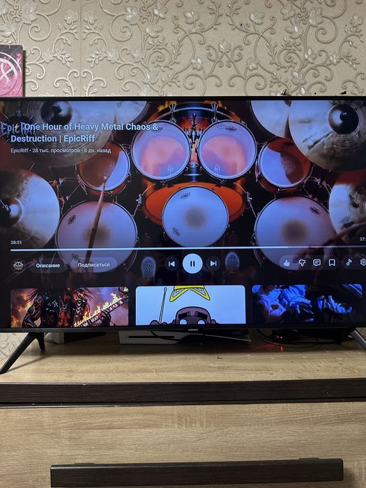 Samsung 8 Series TU8000 Class — Smart TV 4K UHD