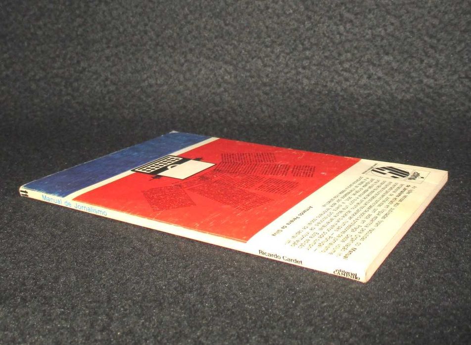 Livro Manual de Jornalismo Ricardo Cardet 1ª edição 1977