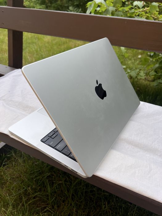 MacBook Pro M1 Pro 14 2021 дюймів 16RAM/1Tb SSD А2442