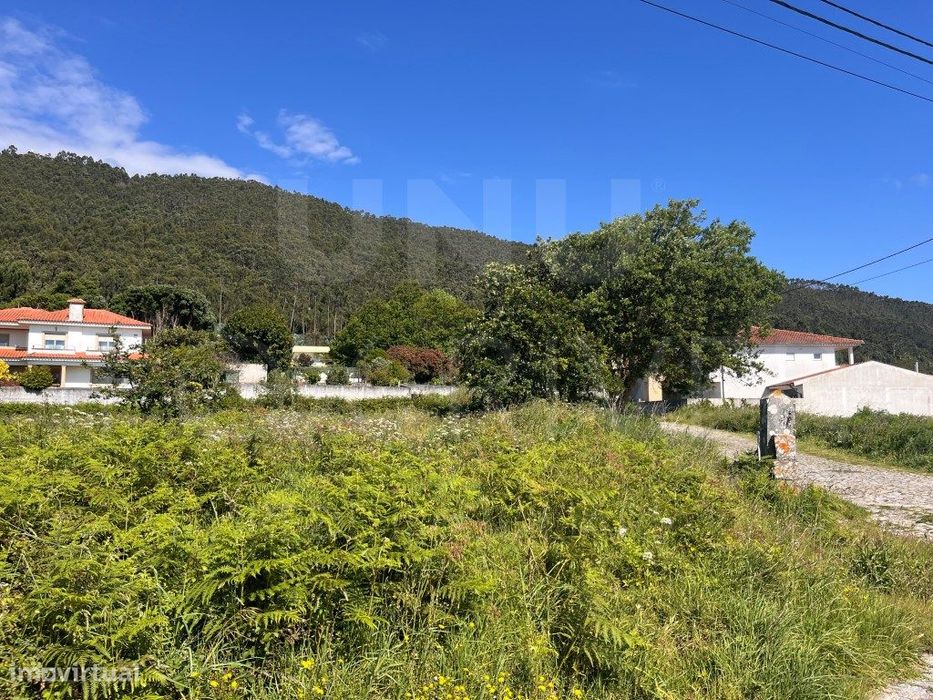 Terreno em Carreço