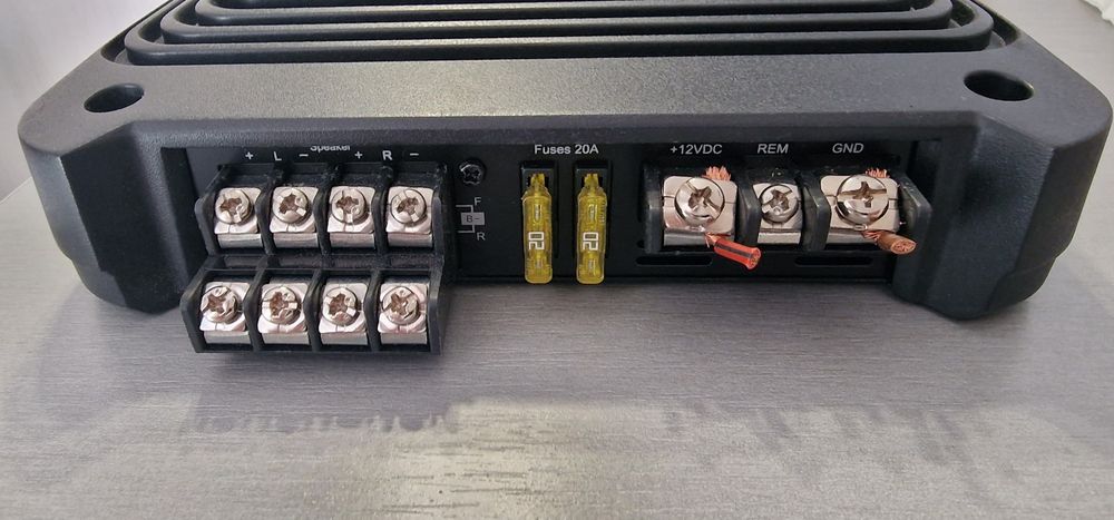 Підсилювач у авто JBL GX-A604 (б/у)