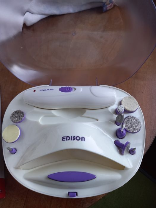 Zestaw do manicure I pedicure