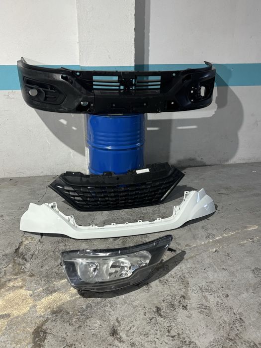 Parachoque frente Iveco Daily com grelha 2019 a 2022  7° geração
