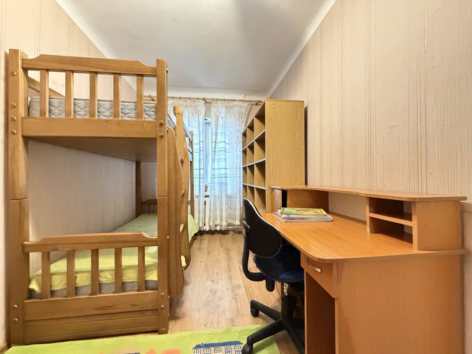 2-Кімнатна район «Чайка» вул. Гайдамацька 9. (вул. Струтинської 9)