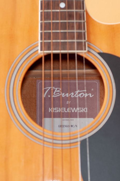 Gitara Akustyczna T.Burton + Sztywny futerał