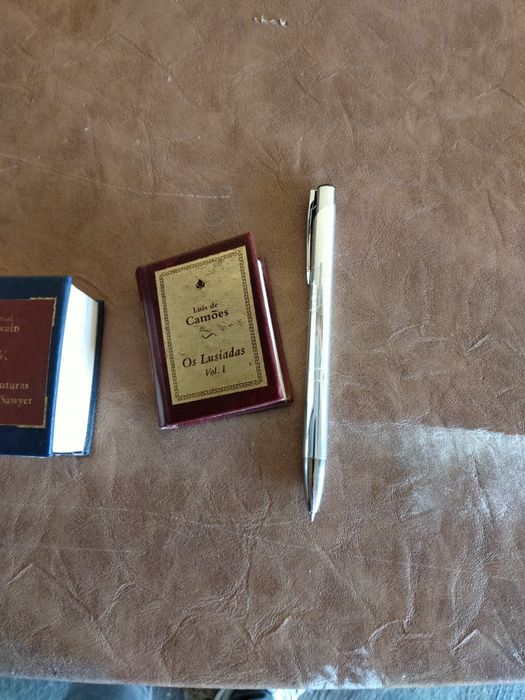 Livros em miniatura (vintage)