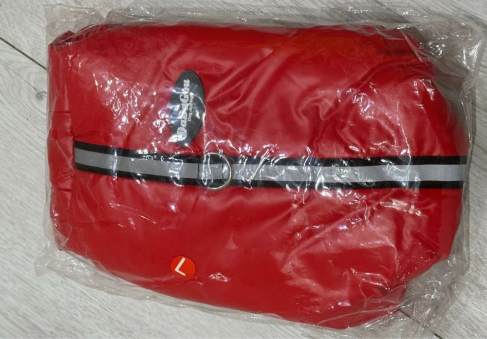 Nowy Kombinezon czerwony S / L dla psa do 3 kg