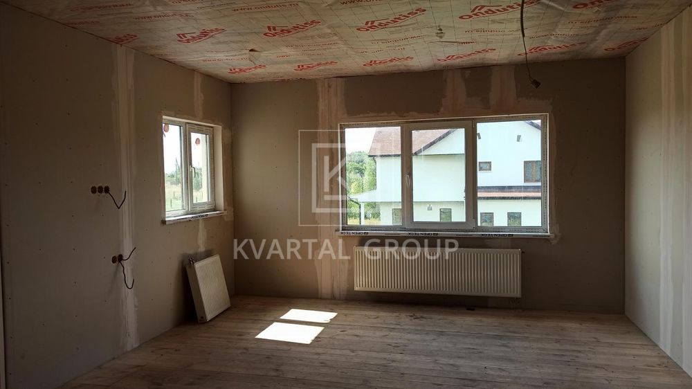 Продаж / Будинок / Київська, Вишеград