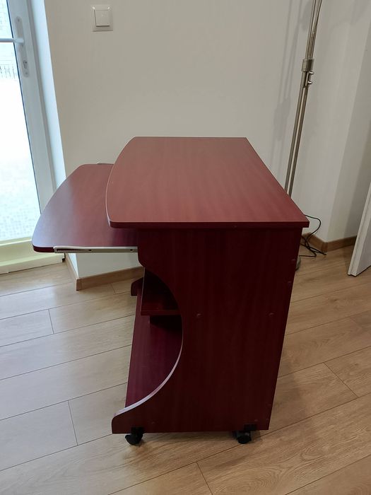 BIURKO/stolik komputerowy na kółkach