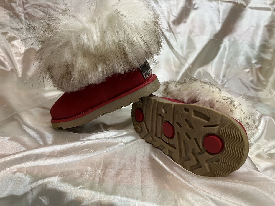 Зимові чоботи / чобітки з хутром для дівчинки розмір 27