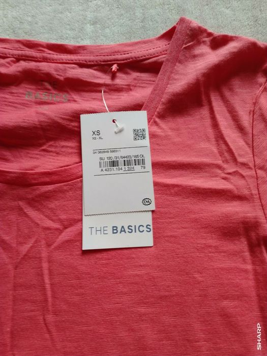 Футболки С&А,boohoo жіночі