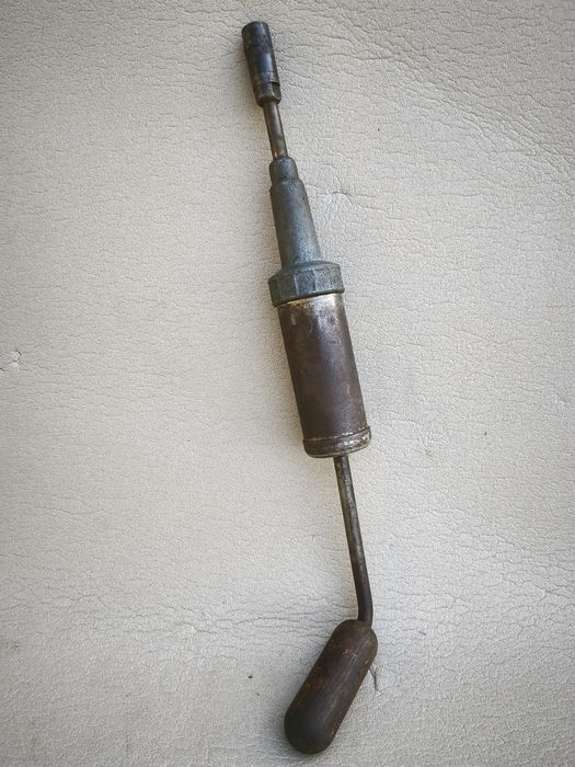 Bomba de lubrificação antiga