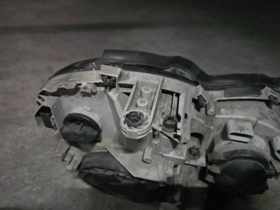 Farol Xenon Mercedes w203