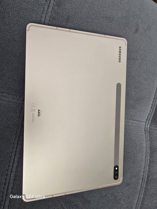 Samsung tab s7+ OLED