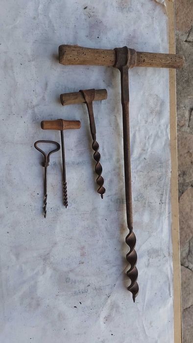 Trados Manuais Antigos (Barrenas/Berbequins de Carpinteiro)