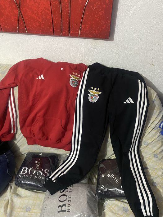 Vendo fatos de criança dos 2 anos aos 14 anos