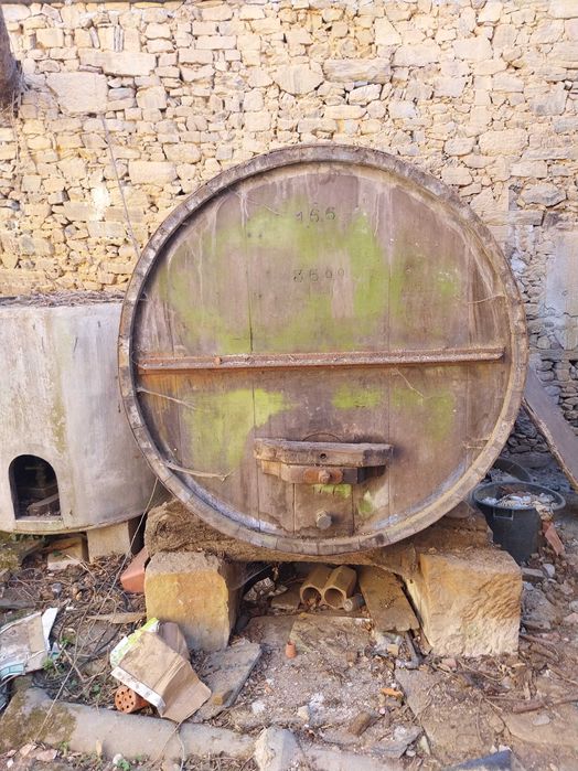 Tonel em madeira - 3.600 L