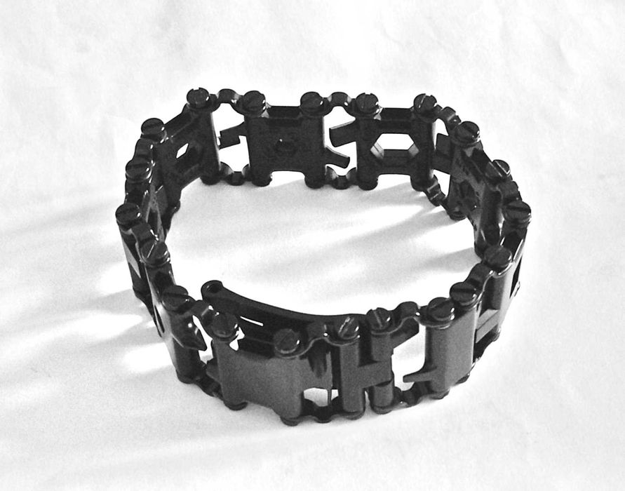 bransoletka bransoleta EDC multitool jak Leatherman Tread kolor wybór