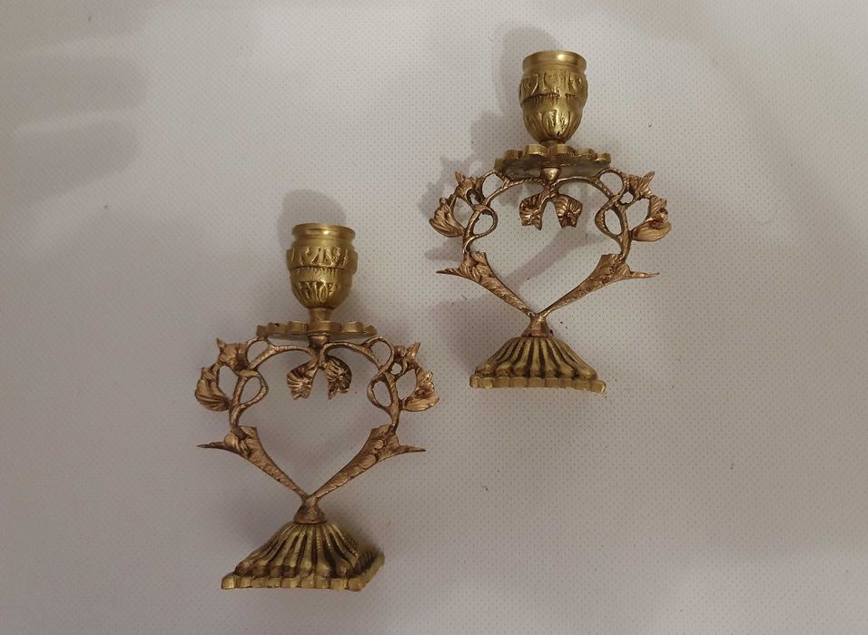 2 Belíssimos Castiçais / Candelabros, baixo relevo - anos 50