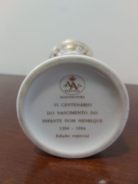 Artigo de antiquário raro