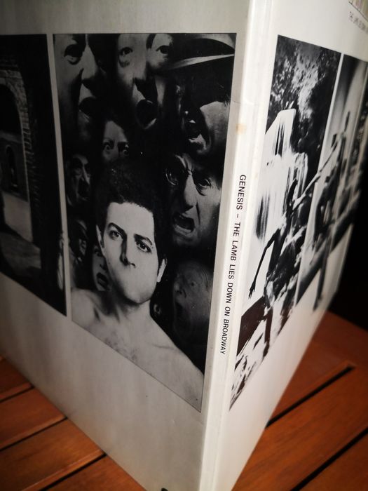 GENESIS-2xLp-1985-The Lamb Lies Down On Broadway