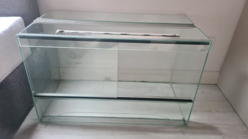 Terrarium duże z przesuwnymi drzwiczkami