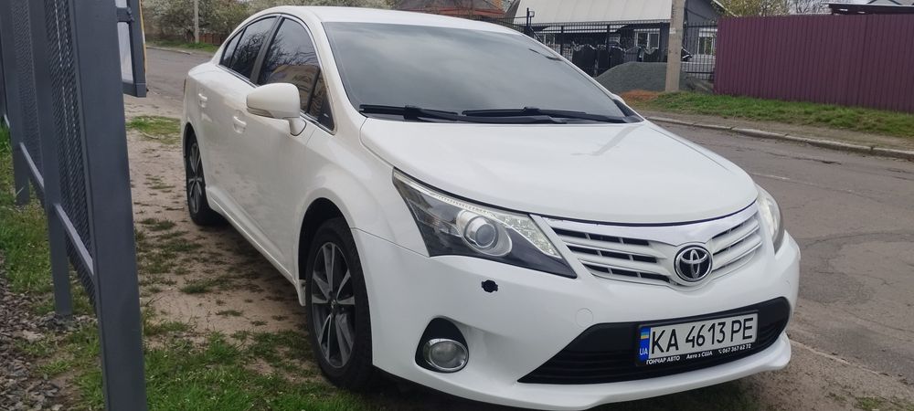 Продам Тойоту Авенсіс