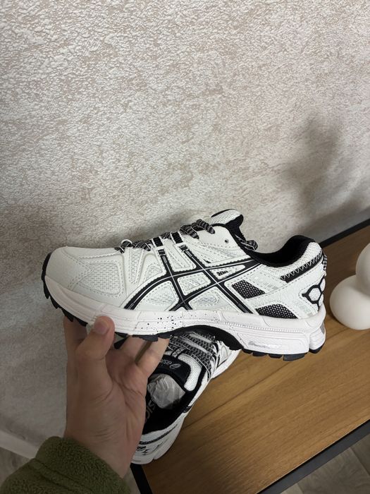 37 розмір нові кросівки жіночі асікс кахана asics gel kahana білі