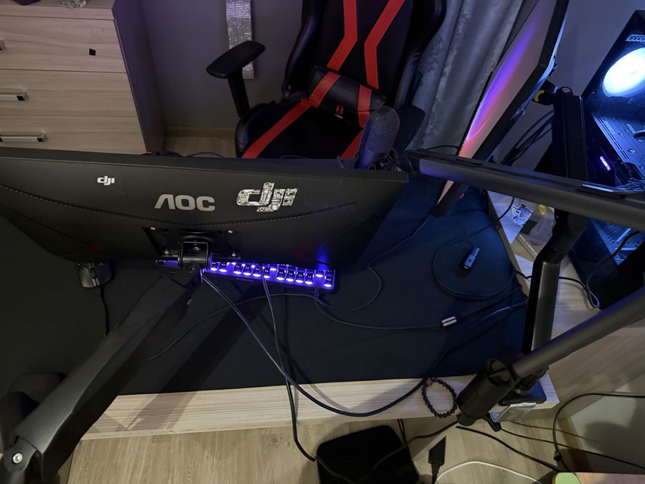 Komputer Gamingowy RX7800XT RYZEN7 9700X Całe Stanowisko