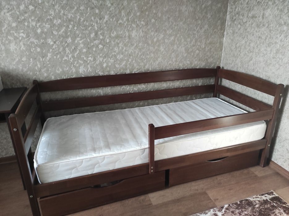 Продаю детскую - подростковую кровать