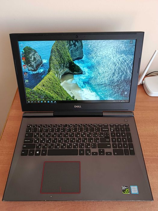 Dell Inspiron 7577(16GB+GTX 1060 6GB+i5-7300HQ+SSD+HDD)