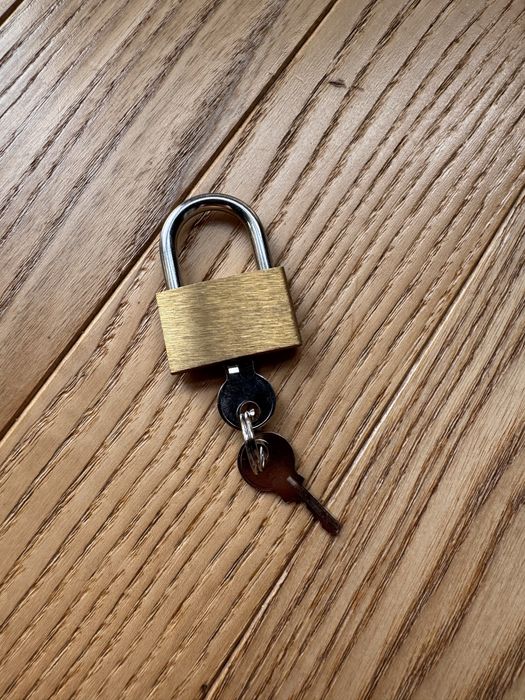 Kłódka do walizki 5 zł