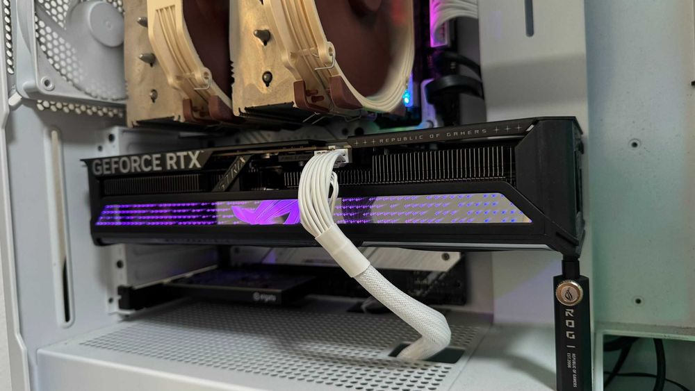 RTX 5070 Ti ROG Strix Gaming OC 16GB