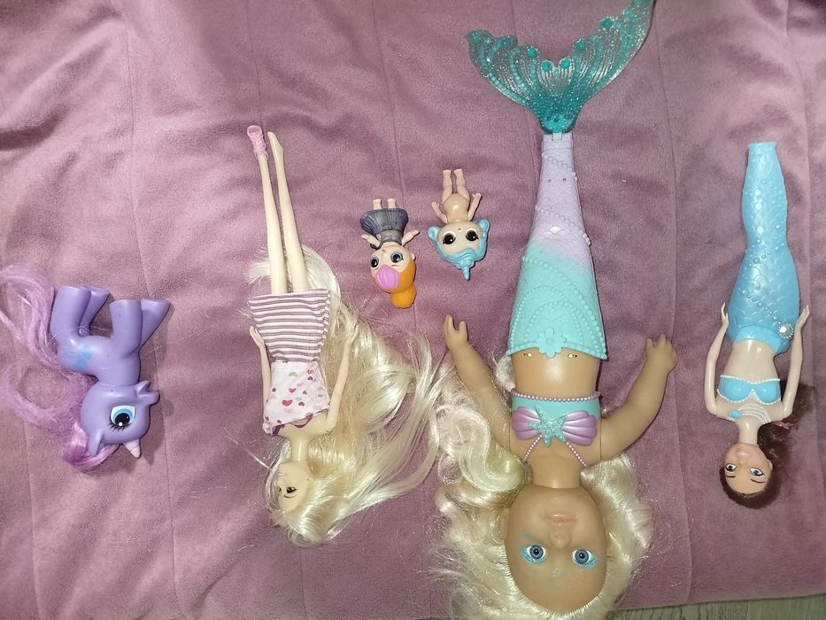 продається лот іграшок для дівчаток